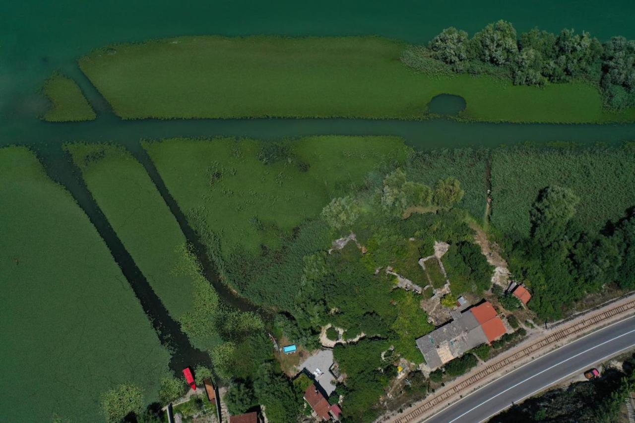 Lake House Buric Vranjina Exterior foto
